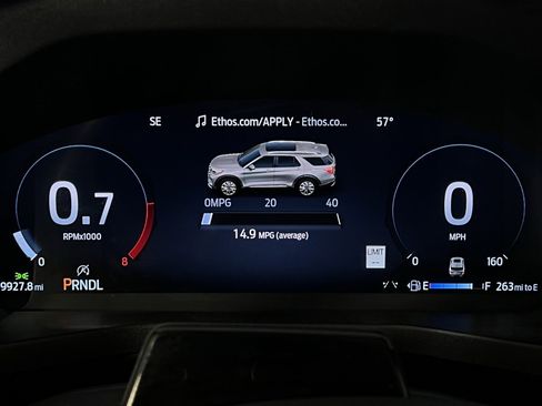 Used 2025 Ford Explorer Platinum w/ LUX Leather Package image 16