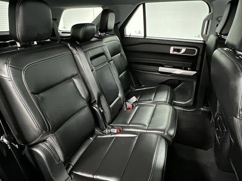 Used 2024 Ford Explorer XLT w/ Equipment Group 202A image 60