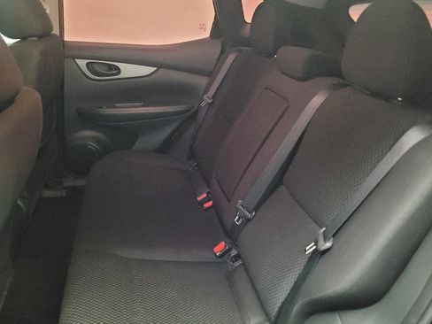 Used 2017 Nissan Rogue Sport S w/ S Appearance Package FWD image 18