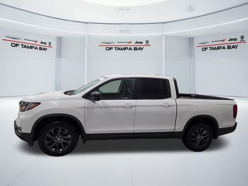 Used 2023 Honda Ridgeline Sport image 3