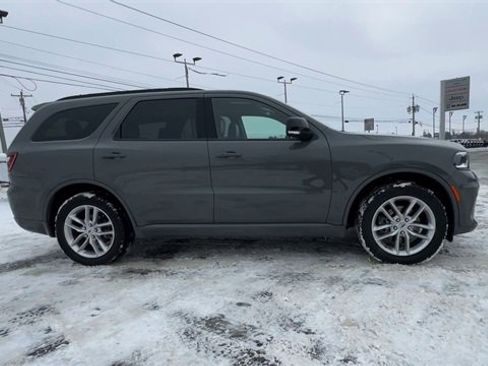 Used 2024 Dodge Durango GT image 9