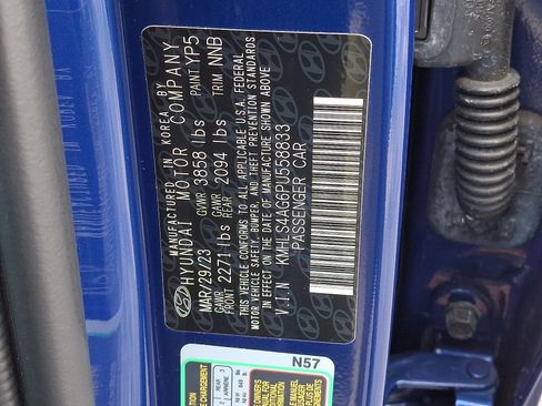 Used 2023 Hyundai Elantra SEL w/ Convenience Package image 27