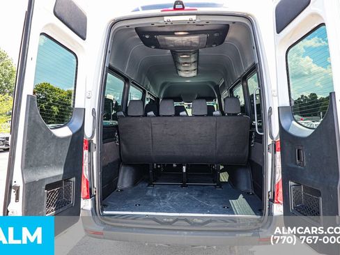Used 2025 Mercedes-Benz Sprinter 2500 image 23