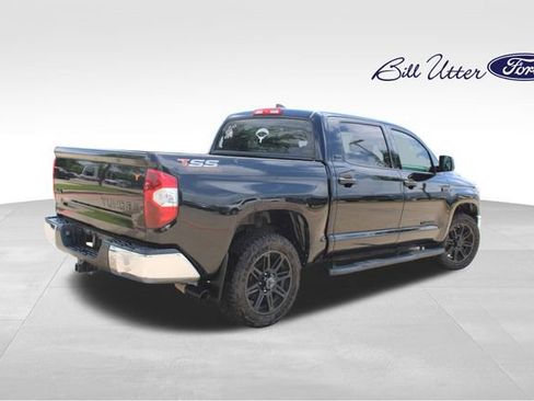 Used 2020 Toyota Tundra SR5 w/ SR5 Upgrade Package image 5