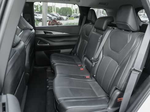 Certified 2023 INFINITI QX60 Luxe w/ Performance Audio Package AWD/4WD image 19