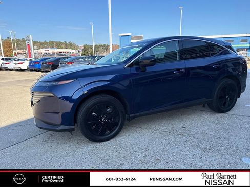 Certified 2025 Nissan Murano SV image 19