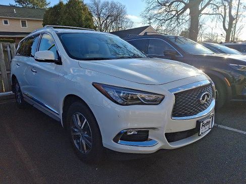 Certified 2020 INFINITI QX60 Luxe w/ Essential Package image 2