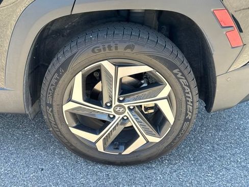 Used 2023 Hyundai Tucson Limited AWD/4WD image 12