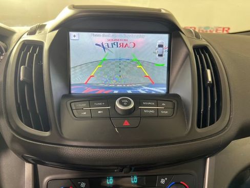 Used 2017 Ford Escape SE w/ Equipment Group 201A AWD/4WD image 19