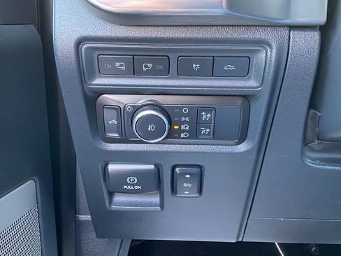 Used 2021 Ford F150 Lariat w/ Equipment Group 502A High image 30