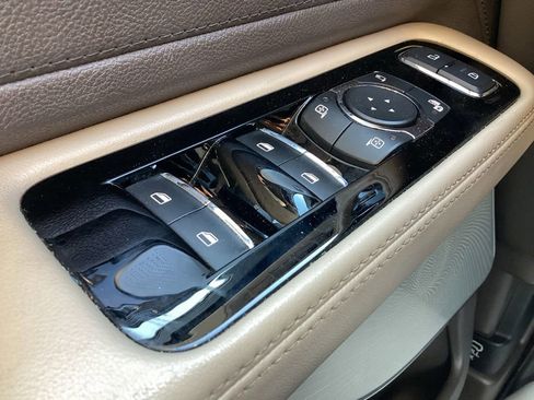 Used 2020 Lincoln Aviator Reserve w/ Equipment Group 202A AWD/4WD image 35