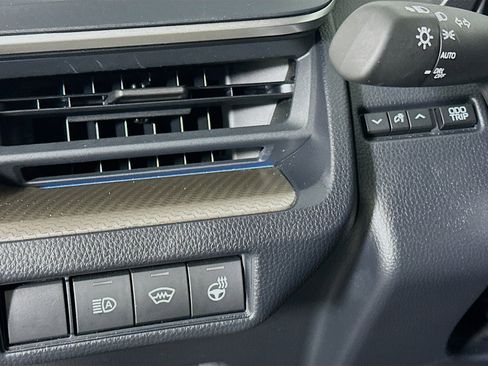 Used 2024 Toyota Prius XLE image 16