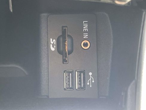 Used 2015 Ford Edge SEL w/ Equipment Group 201A image 29