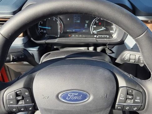 Used 2024 Ford Maverick Lariat image 22