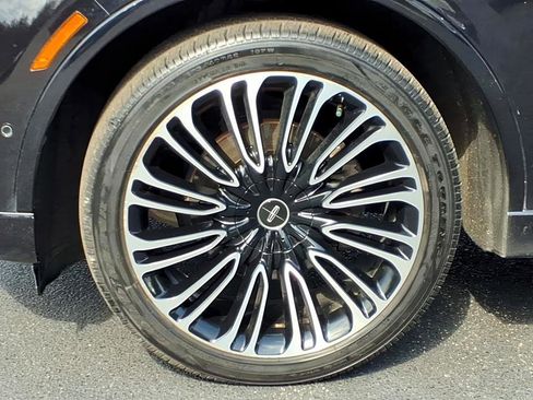 Used 2020 Lincoln Aviator Black Label w/ Dynamic Handling Package image 9