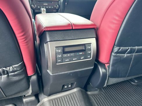Used 2023 Lexus GX 460 Premium w/ Premium Package AWD/4WD image 33