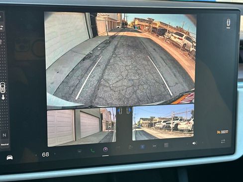 Used 2022 Tesla Model X AWD/4WD image 23