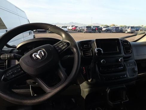 Used 2025 RAM ProMaster 1500 FWD image 9