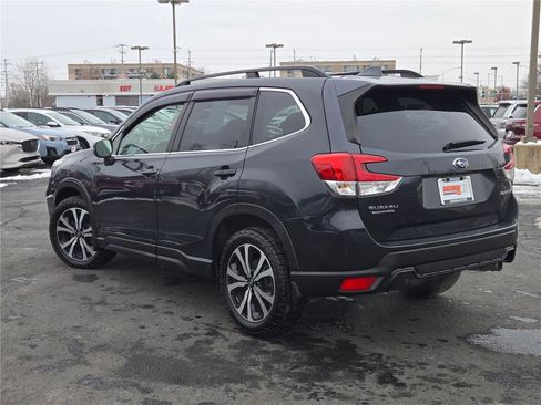 Used 2019 Subaru Forester Limited image 17