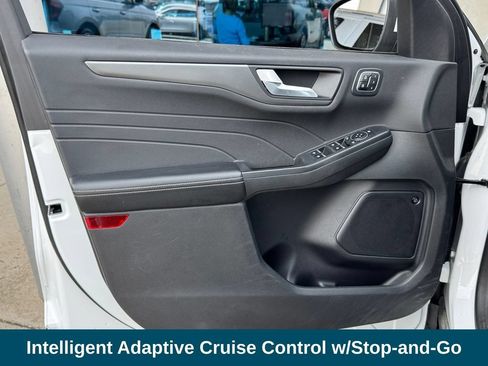 Used 2023 Ford Escape Active w/ Tech Pack #2 AWD/4WD image 17