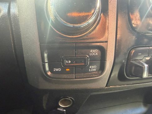 Used 2020 RAM 1500 Tradesman w/ Tradesman SXT Package image 16