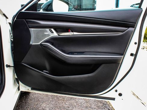Used 2022 MAZDA MAZDA3 s AWD/4WD image 13