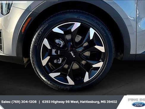 Used 2025 Kia Sorento EX w/ Panoramic Sunroof Package image 7