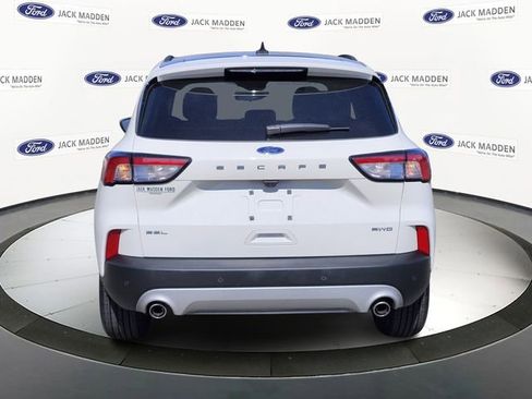 Used 2022 Ford Escape SEL image 4