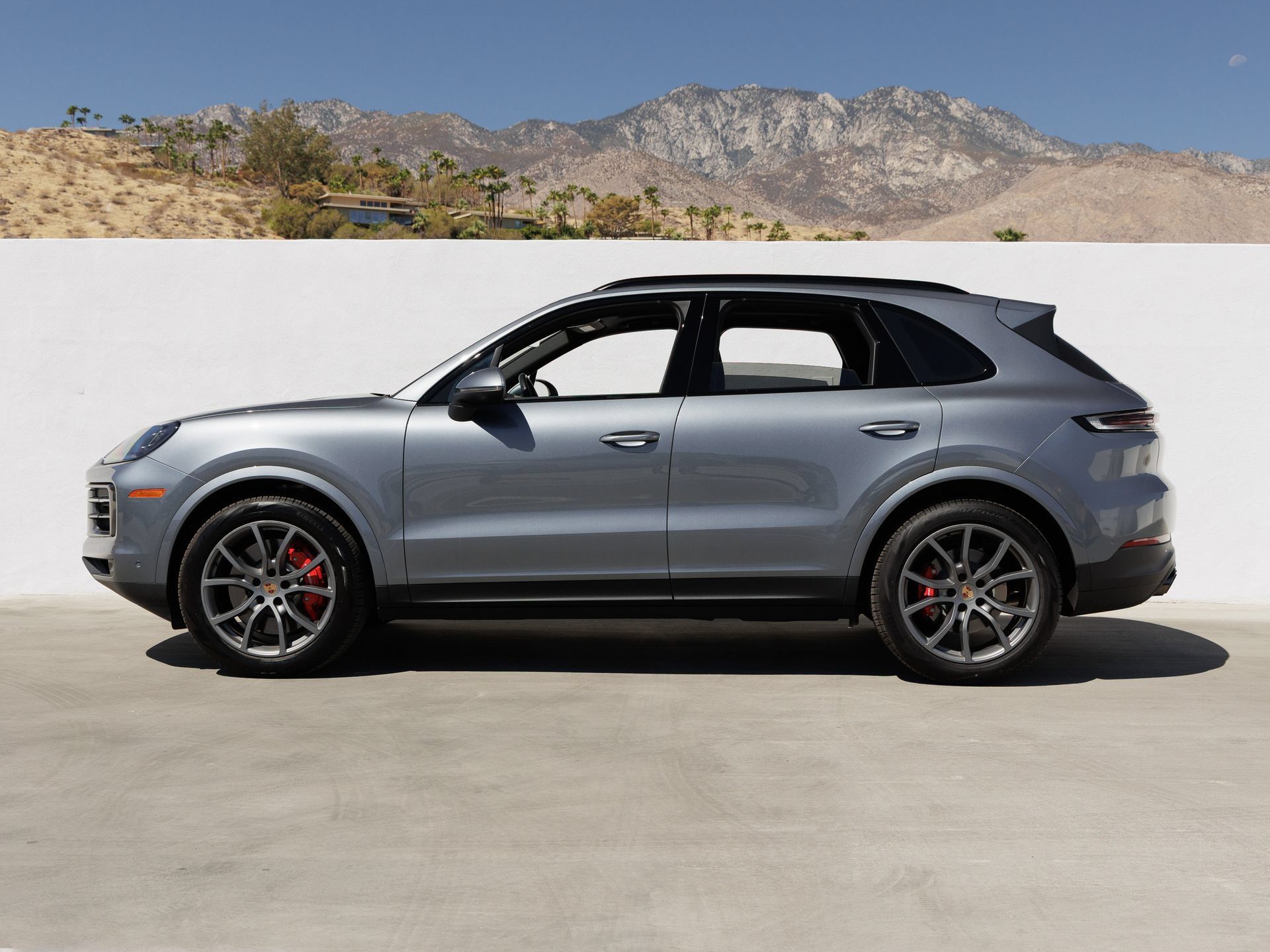 Certified 2026 Porsche Cayenne S AWD/4WD image 2