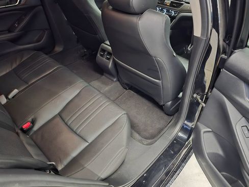 Used 2019 Honda Accord Touring image 28
