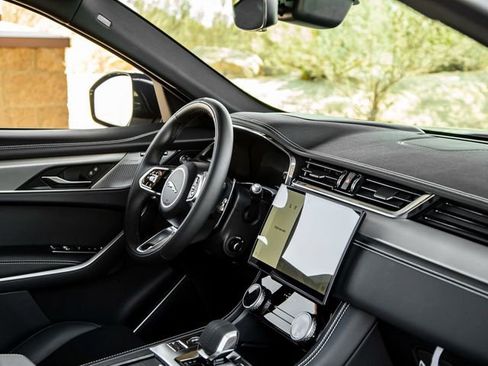 New 2026 Jaguar F-PACE R-Dynamic S image 29