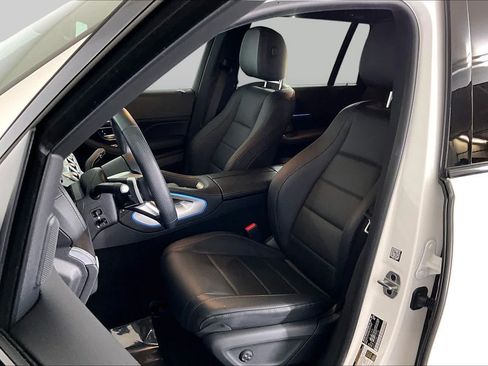 Certified 2024 Mercedes-Benz GLS 450 4MATIC image 9