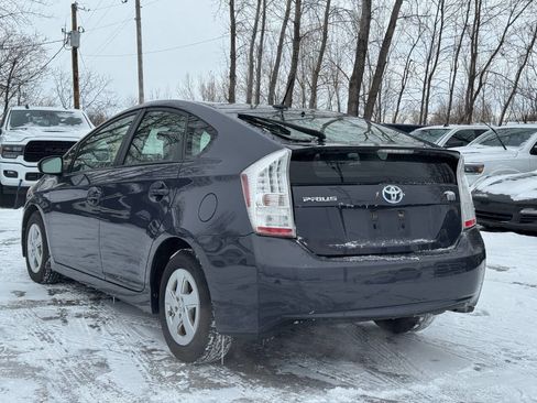 Used 2010 Toyota Prius Three image 3