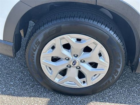 Used 2022 Subaru Forester image 17
