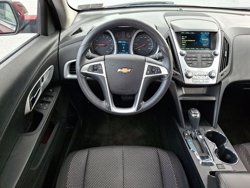 Used 2017 Chevrolet Equinox LT AWD/4WD image 13