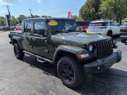 Used 2023 Jeep Gladiator Sport AWD/4WD image 1