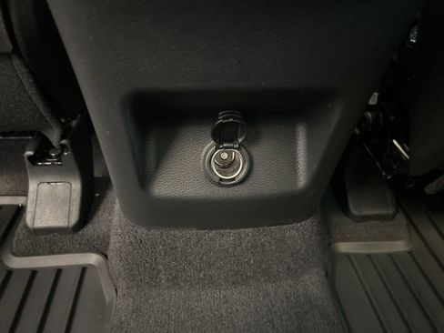 New 2025 Kia Telluride S image 15