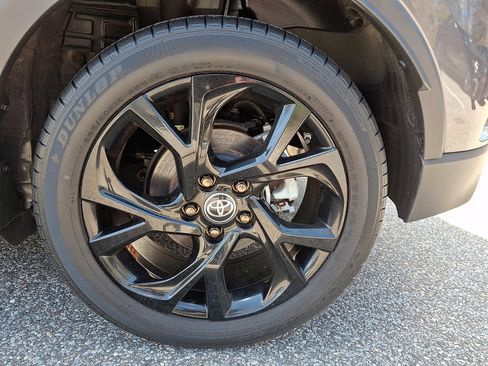 Used 2021 Toyota C-HR Nightshade image 9