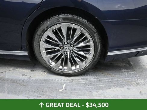 Used 2018 Lexus LS 500 AWD w/ Interior Upgrade Package image 16