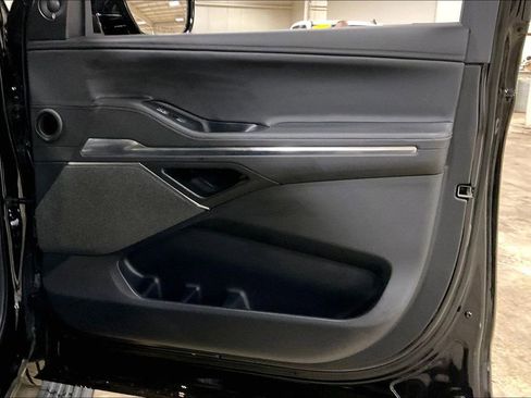 Used 2025 Lincoln Navigator L Reserve w/ Jet Appearance Package image 23