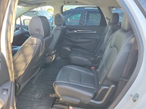 Used 2021 Buick Enclave Avenir w/ Avenir Technology Package AWD/4WD image 6