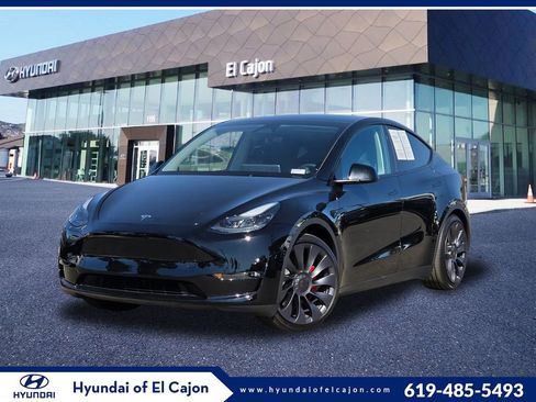 Used 2025 Tesla Model Y Performance image 1