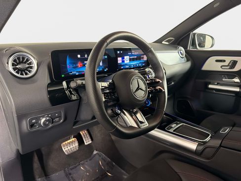 Used 2025 Mercedes-Benz GLA 35 AMG 4MATIC image 42