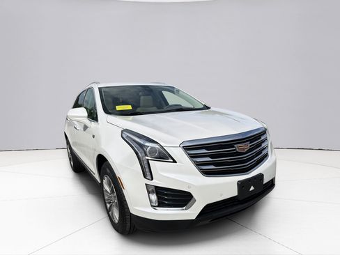 Used 2019 Cadillac XT5 Luxury AWD/4WD image 7