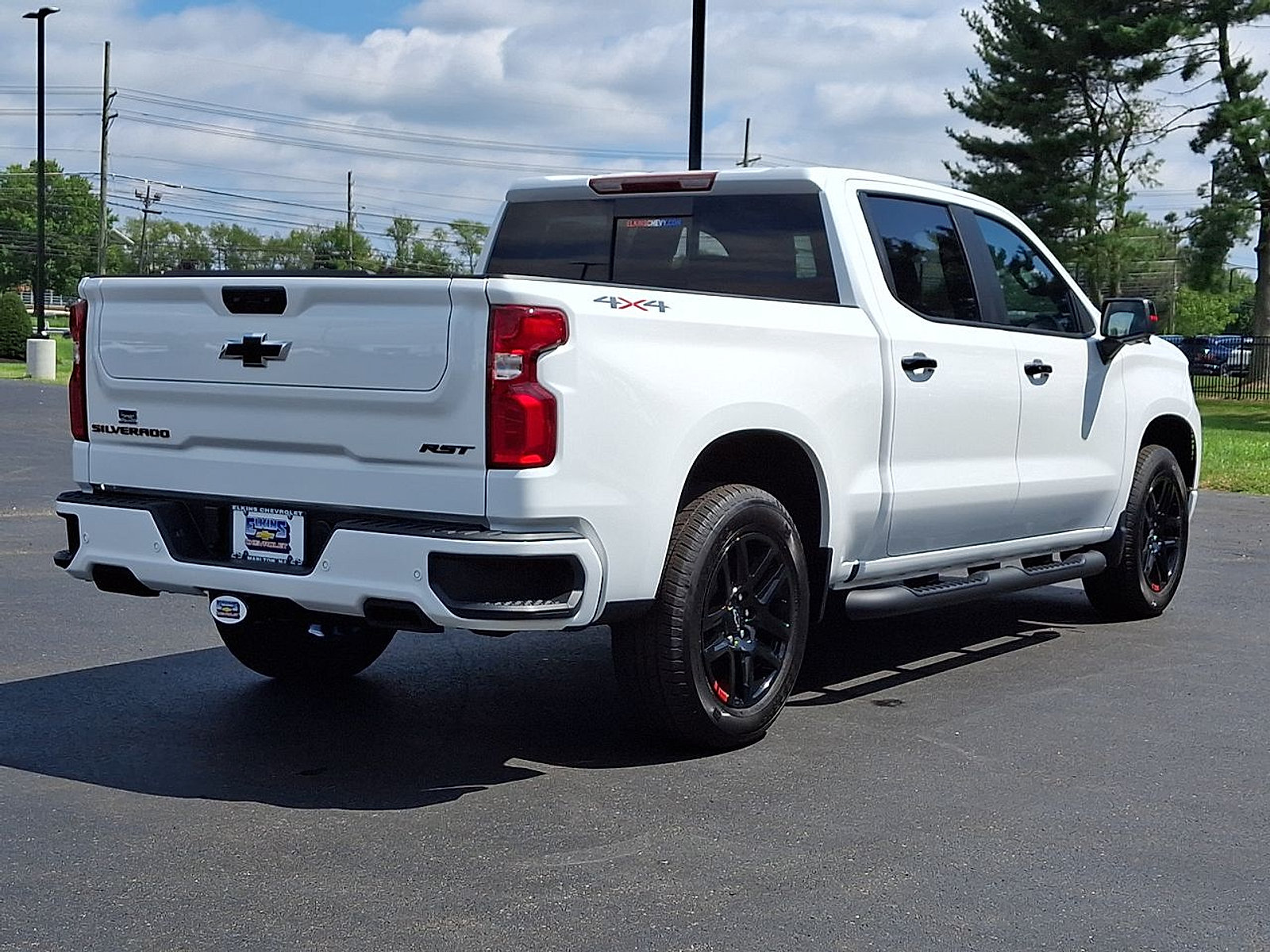 New 2026 Chevrolet Silverado 1500 RST w/ Redline Edition AWD/4WD image 12