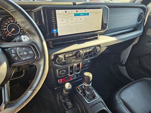 Used 2024 Jeep Wrangler Rubicon 392 image 19