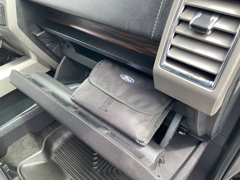 Used 2015 Ford F150 Lariat AWD/4WD image 37