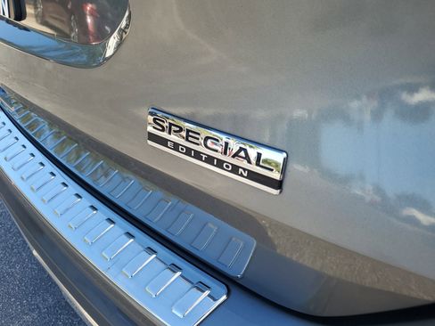 Used 2020 Nissan Rogue S w/ Special Edition Package image 8