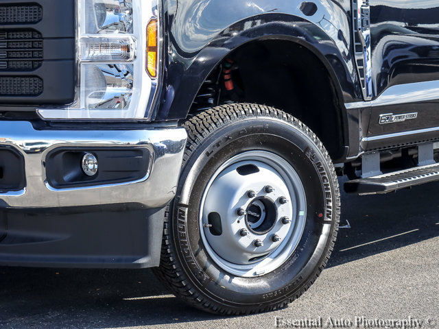 Certified 2026 Ford F350 XL AWD/4WD image 3