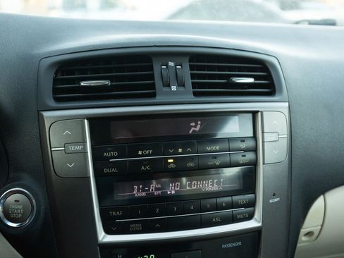 Used 2010 Lexus IS 250C IS 250 Sport Convertible 2D image 33